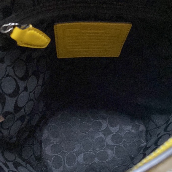 Coach Duffle 16 Bucket Original Legacy Vintage Purse Bag Crossbody Leather Yello - Picture 6 of 6